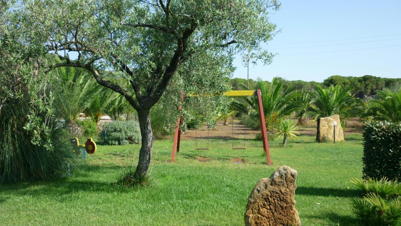 Vila Agriturismo Isidoro Fertilia Exteriér fotografie