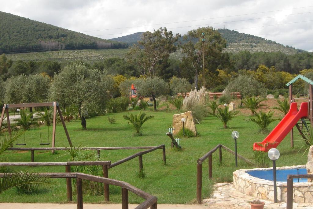 Vila Agriturismo Isidoro Fertilia Exteriér fotografie